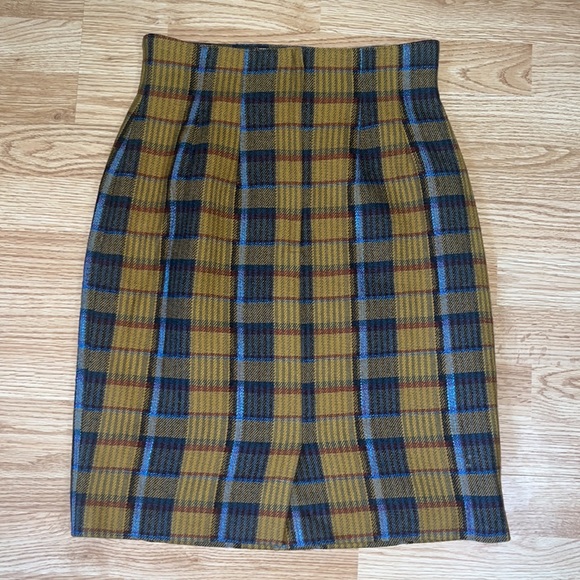 Y2K italian wool plaid skirt - Picture 4 of 5